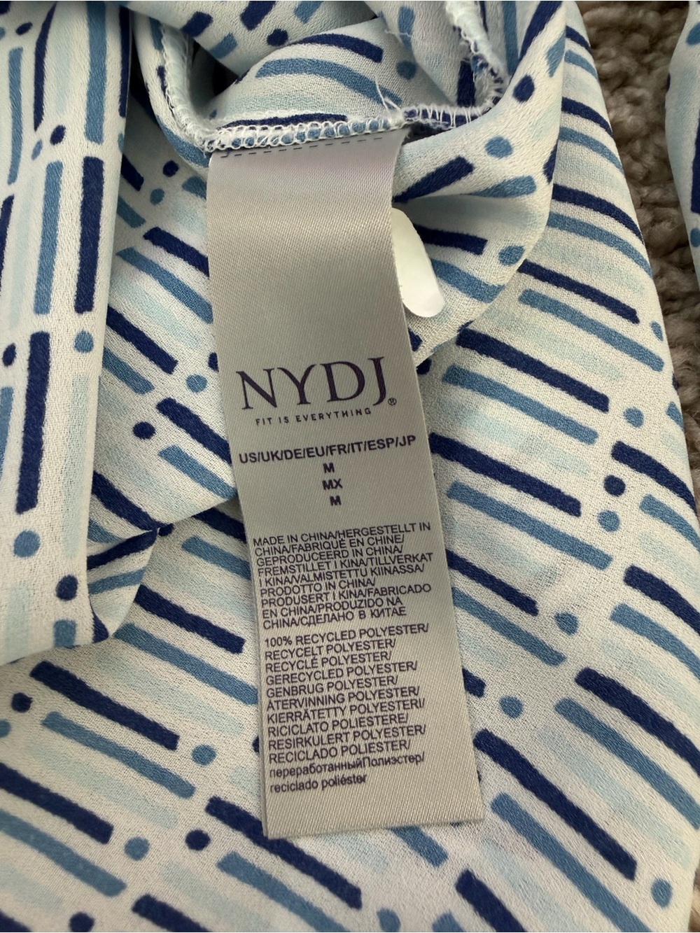 NYDJ Blue White Geometric Print Popover Blouse Medium - Picture 3 of 5
